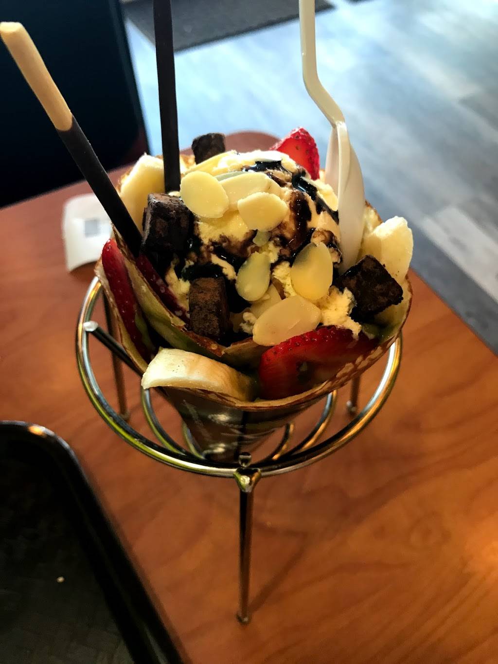 J-Petal & Poke | cafe | 3242 N. John Young Pwky suite a, Kissimmee, FL 34741, USA | 4072012472 OR +1 407-201-2472