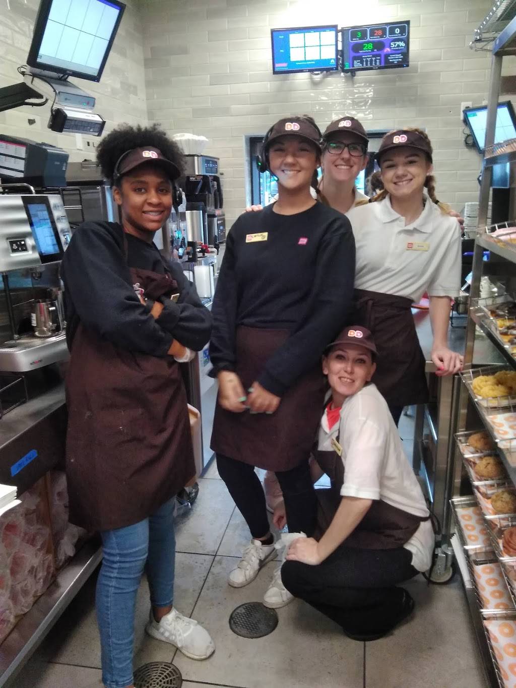 Dunkin | bakery | 431 S Locust St, Oxford, OH 45056, USA | 5132462022 OR +1 513-246-2022