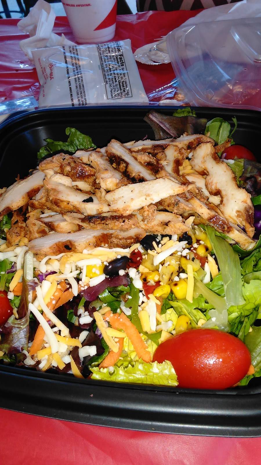 Chick-fil-A | restaurant | 701 MS-12 E, Starkville, MS 39759, USA | 6623244460 OR +1 662-324-4460