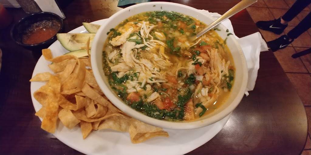 El Nopal | restaurant | 9451 Westport Rd, Louisville, KY 40241, USA | 5023276551 OR +1 502-327-6551