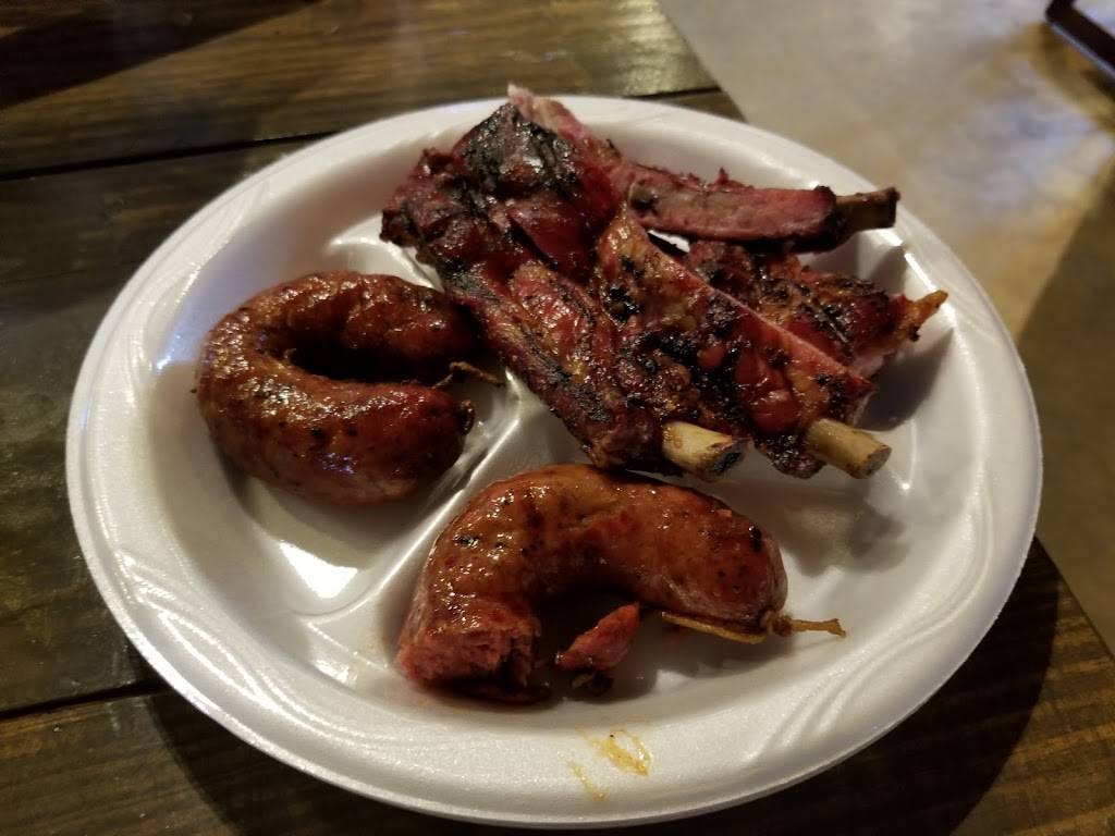 Blacks Barbecue | restaurant | 215 N Main St, Lockhart, TX 78644, USA | 5123982712 OR +1 512-398-2712