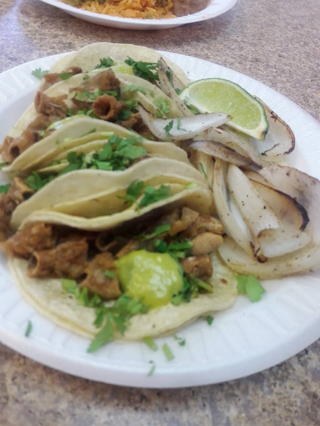 taqueria los chapulines | restaurant | 515 N Carroll Ave, Dallas, TX 75246, USA | 2144296202 OR +1 214-429-6202