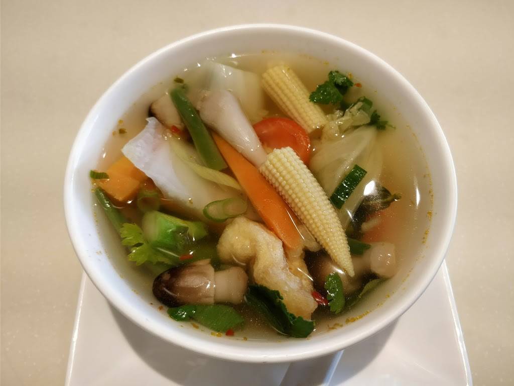 Panida Thai & Sushi Bar | restaurant | 15106 Frederick Rd, Rockville, MD 20850, USA | 3012516689 OR +1 301-251-6689