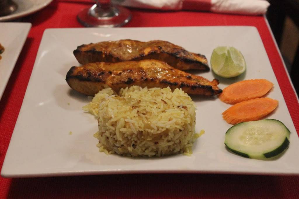 Sakoon Indian Fusion Restaurant | restaurant | 3105 St Paul St B, Baltimore, MD 21218, USA | 4102351004 OR +1 410-235-1004