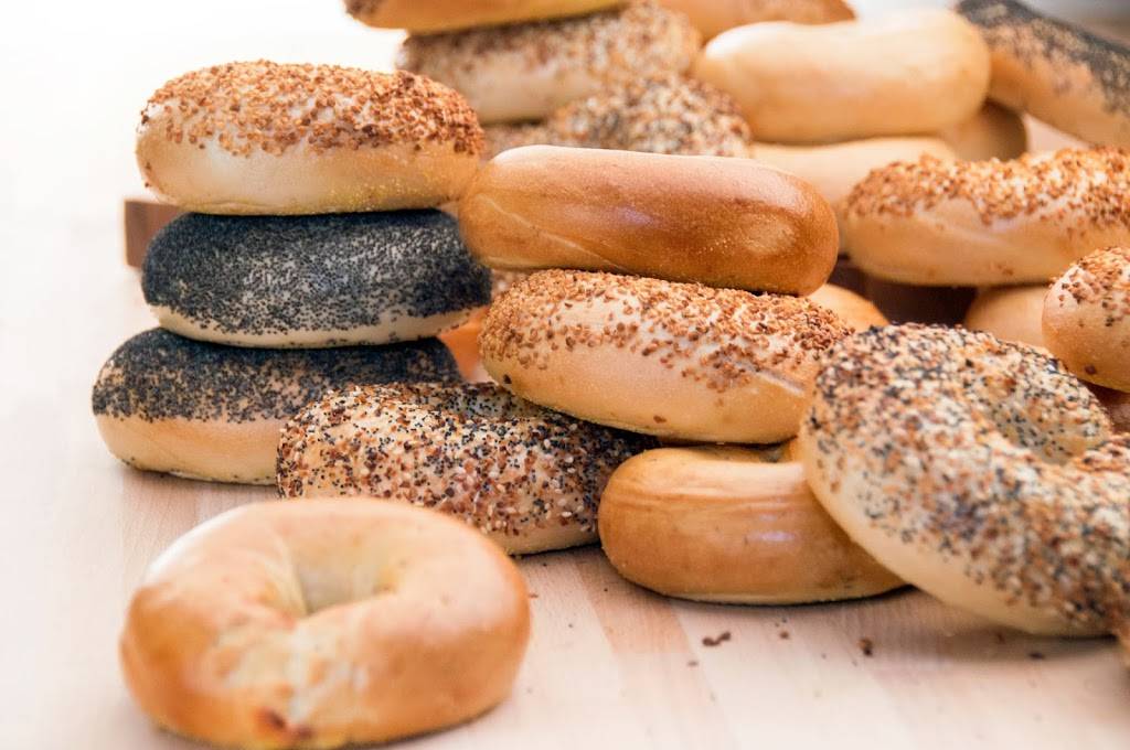 Big Apple Bagels | bakery | 1911 25 Mile Rd, Shelby Charter Twp, MI 48316, USA | 2486501306 OR +1 248-650-1306