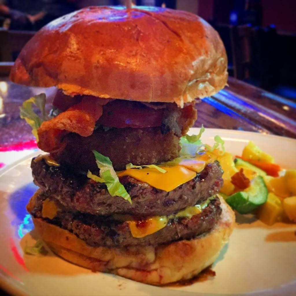 Tailgaters Sports Bar & Grille | restaurant | 337 W White Horse Pike, Egg Harbor City, NJ 08215, USA | 6098049000 OR +1 609-804-9000