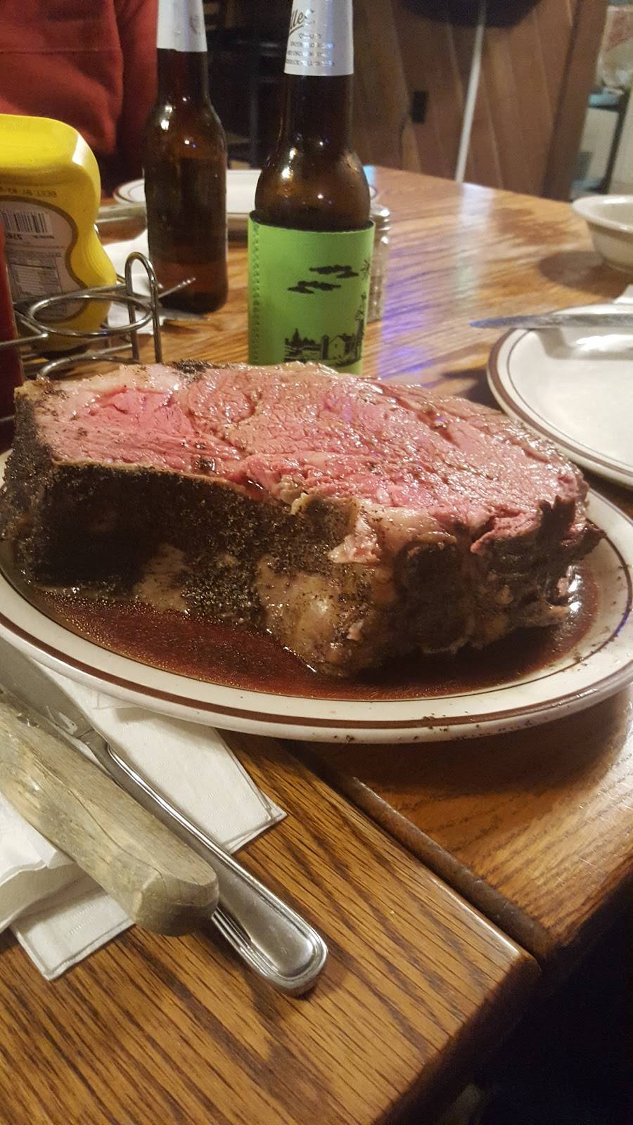 Buzzards Fine Dining & Other | restaurant | 111 1/2 S 3rd St, Fisher, IL 61843, USA | 2178976158 OR +1 217-897-6158