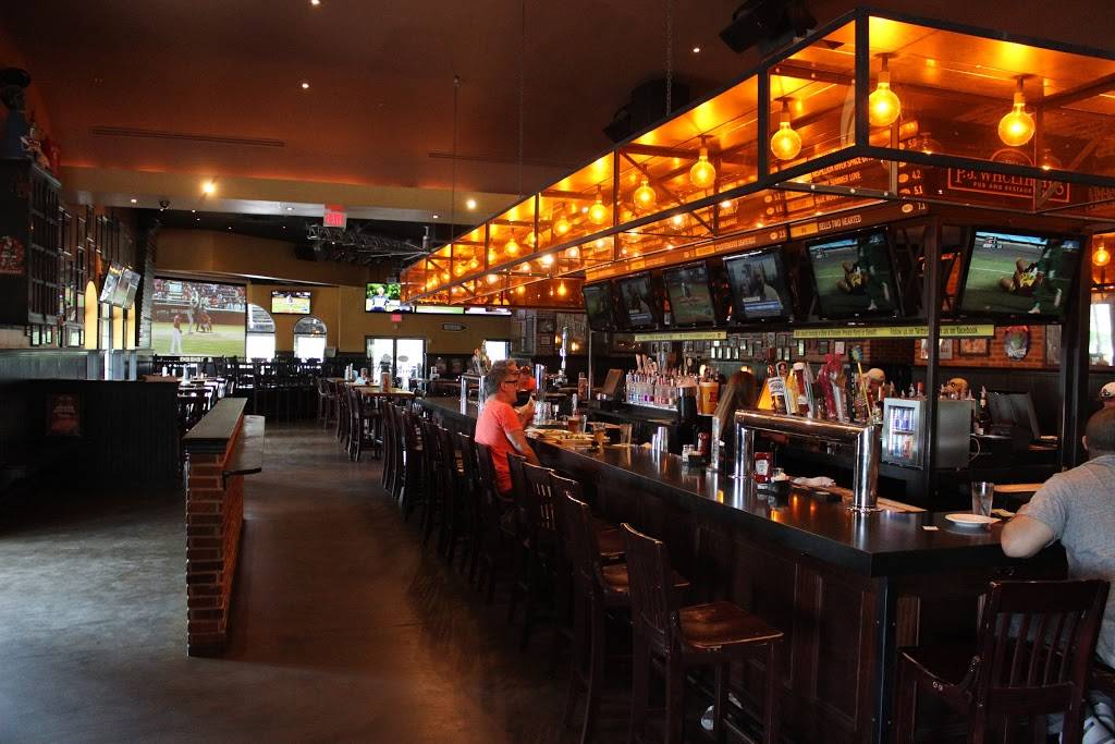 P.J. Whelihan’s Pub + Restaurant [Downingtown] | restaurant | 853 E Lancaster Ave, Downingtown, PA 19335, USA | 6108731311 OR +1 610-873-1311