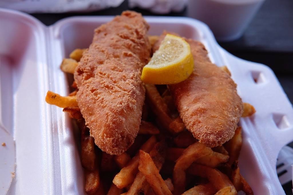 Dennys Drive-In | restaurant | 86 Ontario St S, Grand Bend, ON N0M 1T0, Canada | 5197015808 OR +1 519-701-5808