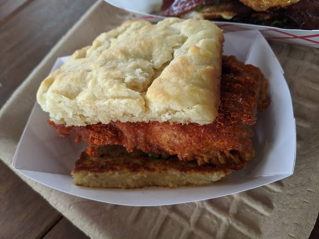 HenDough Chicken & Donuts | restaurant | 126 Augusta St suite 13, Greenville, SC 29601, USA | 8643739108 OR +1 864-373-9108