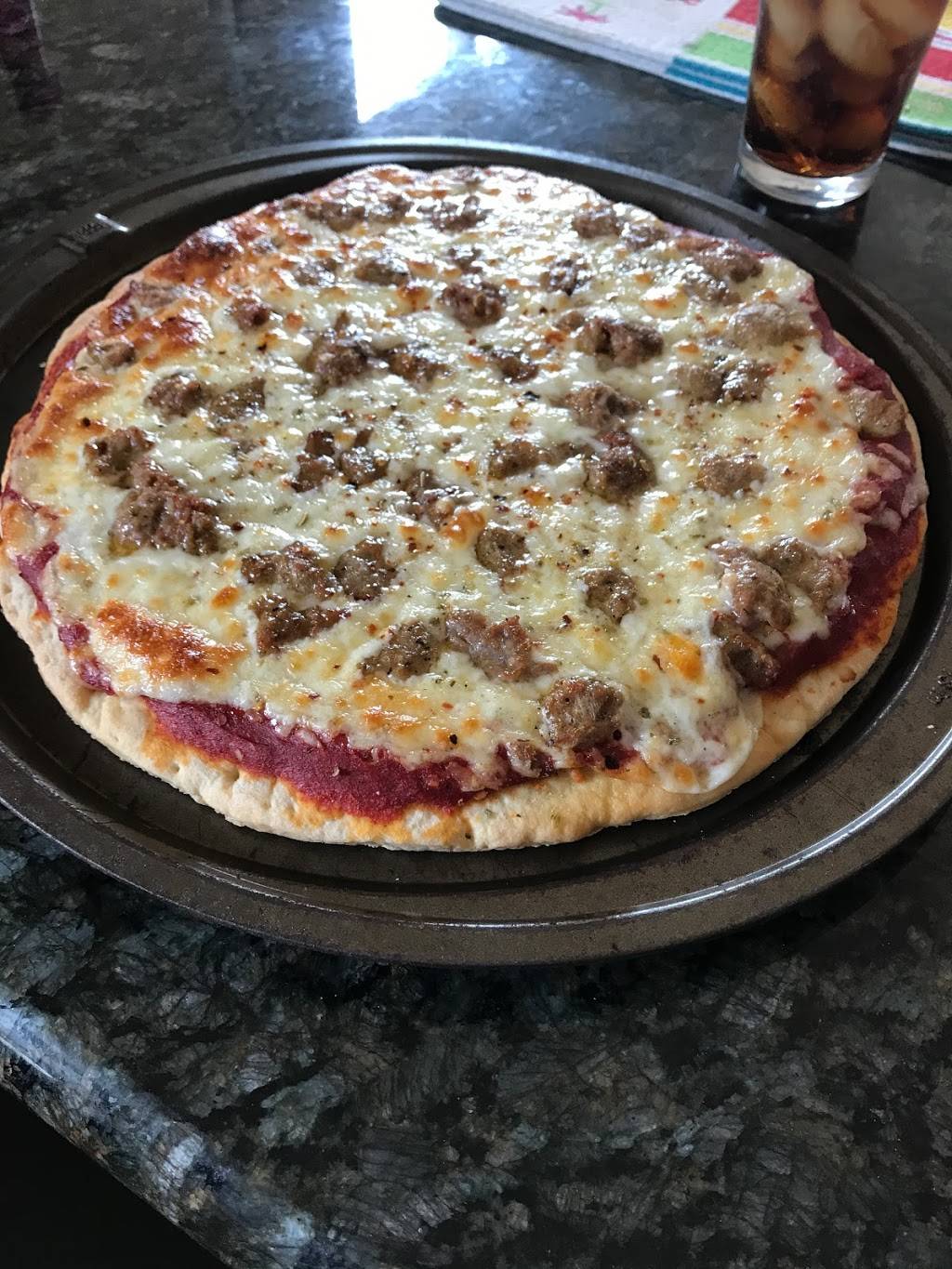 Eaton’s Fresh Pizza | meal takeaway | 830 E Paradise Dr, West Bend, WI 53095, USA | 2624292292 OR +1 262-429-2292