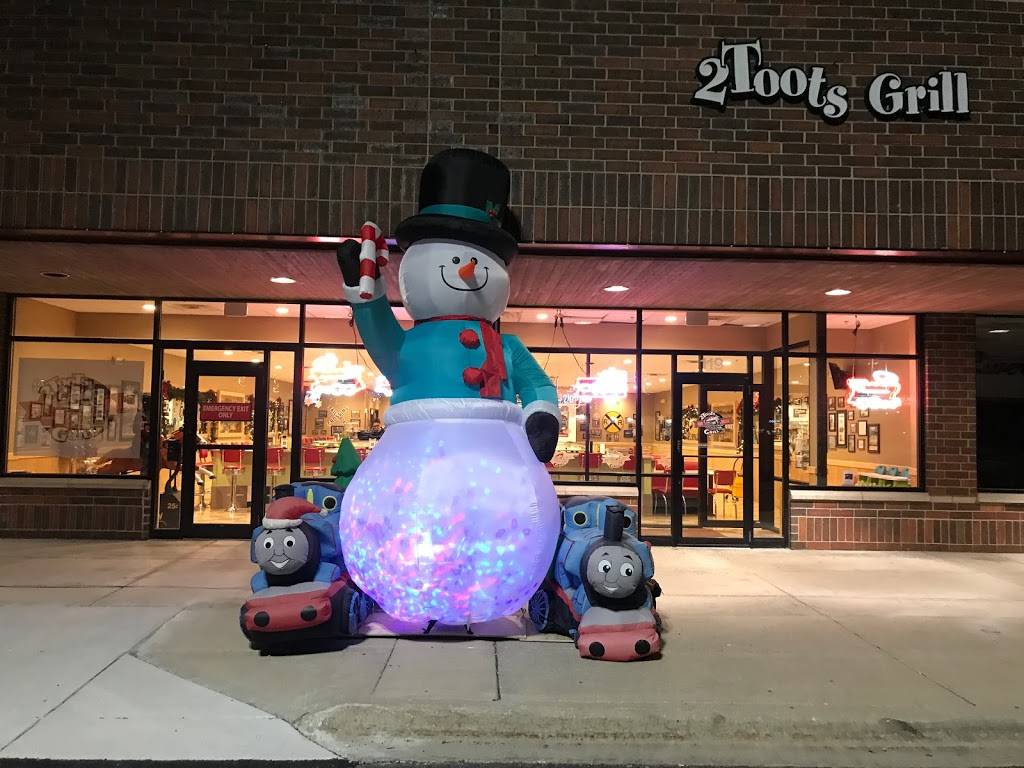 2Toots Train Whistle Grill | restaurant | 1567 N Aurora Rd #119, Naperville, IL 60563, USA | 6304535113 OR +1 630-453-5113