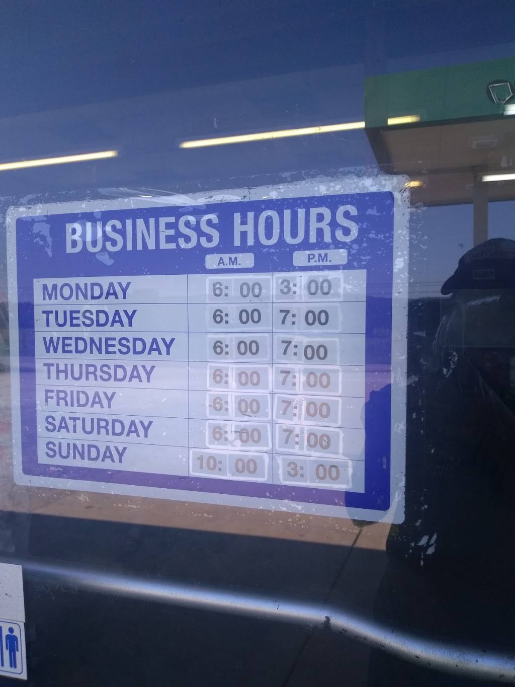 Sues country market | restaurant | 8852 Viola Rd, Morrison, TN 37357, USA | 9313181052 OR +1 931-318-1052