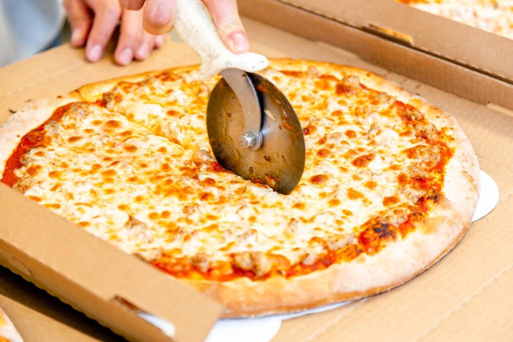 Pizza Guy | restaurant | 323 N Wales Rd, Wales, WI 53183, USA | 2629684900 OR +1 262-968-4900