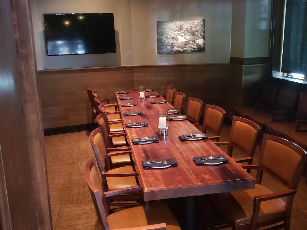 Stoney River Steakhouse and Grill | restaurant | 2860 Cumberland Mall SE #1640, Atlanta, GA 30339, USA | 6783059229 OR +1 678-305-9229