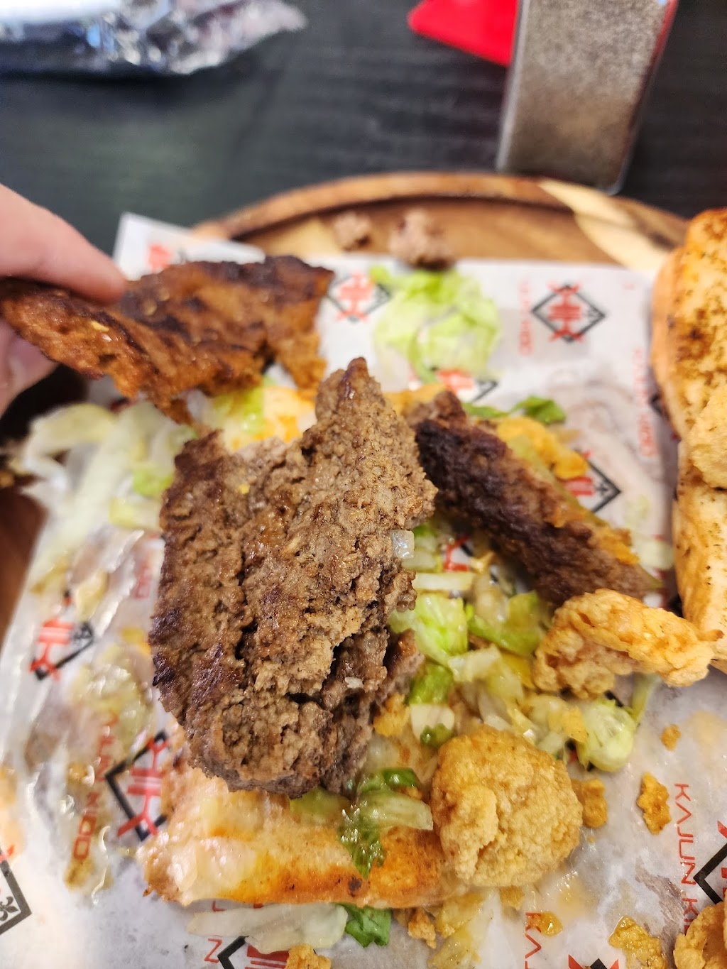 Kajun Kidd Burgers & Wings | restaurant | 710 St Mary St, Thibodaux, LA 70301, USA | 9852279028 OR +1 985-227-9028