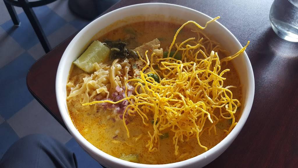 Zen Yai Thai Cuisine | restaurant | 425 State St, Santa Barbara, CA 93101, USA | 8059571102 OR +1 805-957-1102