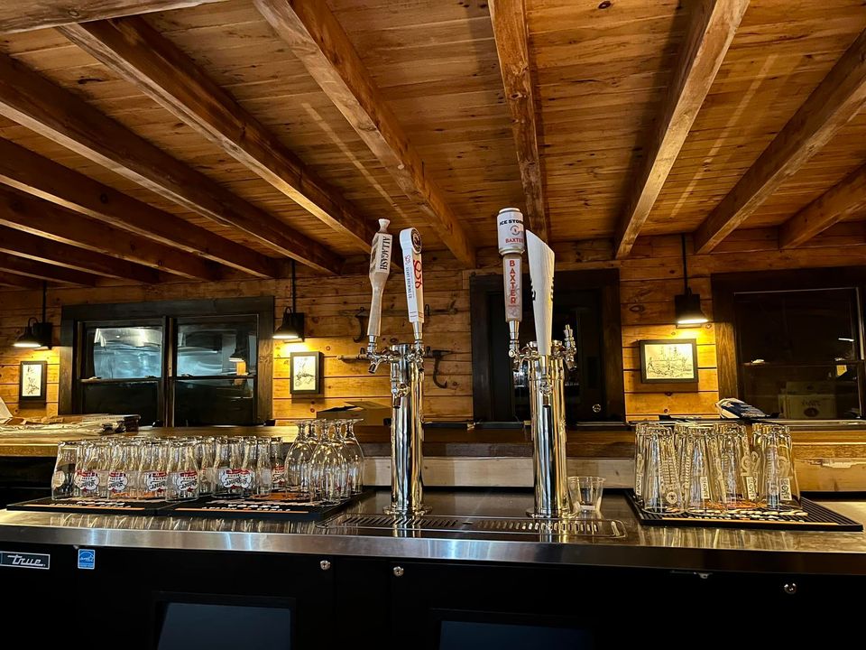 The River Jack Tavern | restaurant | 230 Main St, Fairfield, ME 04937, USA | 2072380332 OR +1 207-238-0332