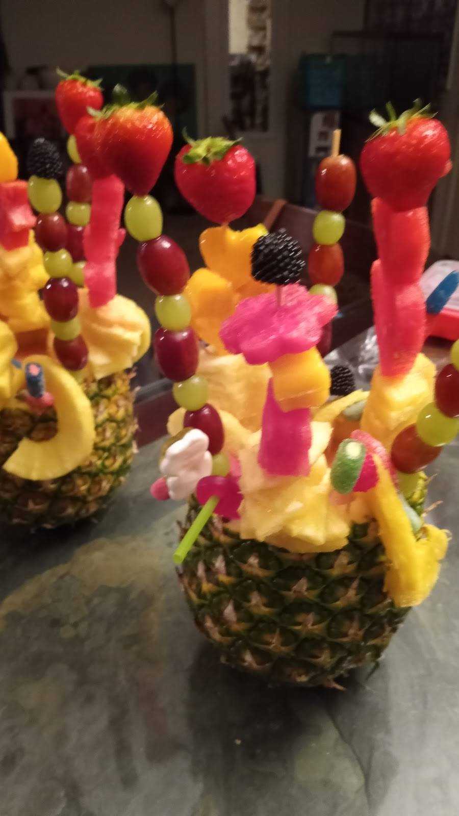 Pineapple passion | restaurant | 2111 Crimea Rd, Gwynn Oak, MD 21207, USA | 4433811317 OR +1 443-381-1317