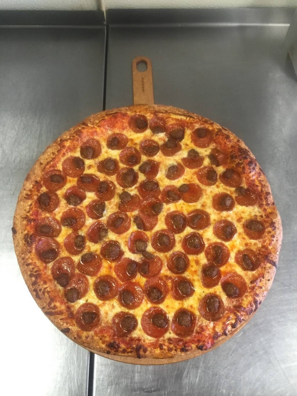 Bucks Pizza | restaurant | Wilshire Pavilion, 1200 Hwy 74 S, Peachtree City, GA 30269, United States | 7706318989 OR +1 770-631-8989