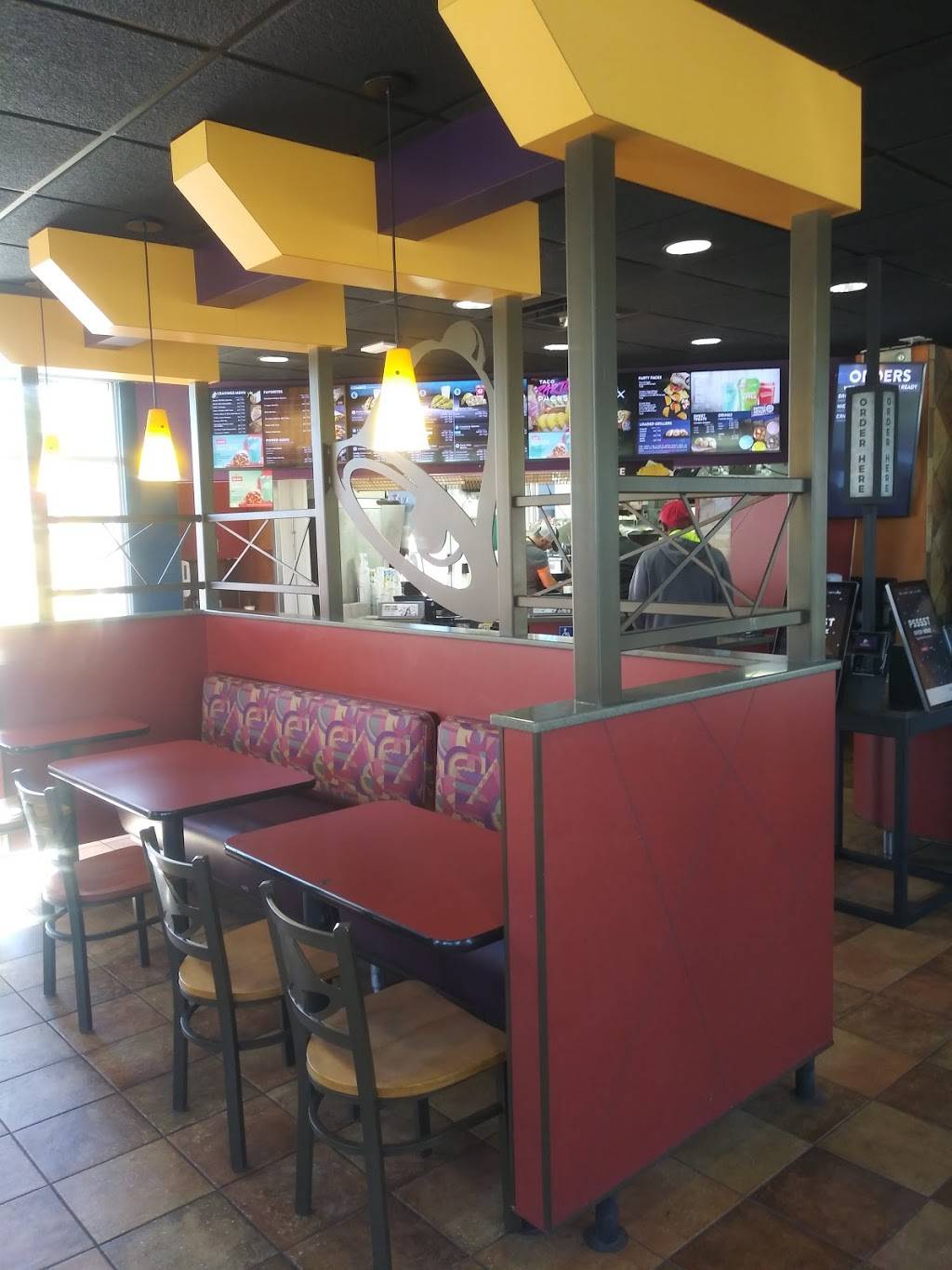 Taco Bell | meal takeaway | 3842 S Emerson Ave, Indianapolis, IN 46203, USA | 3177841382 OR +1 317-784-1382