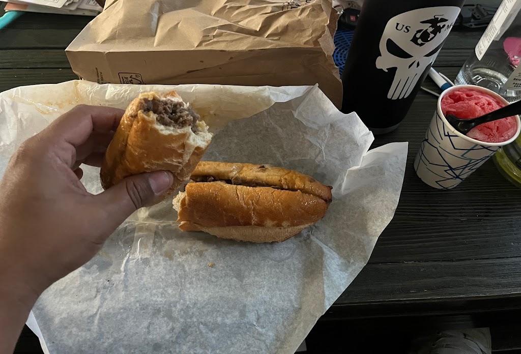 Philly’s Cheesesteaks 215 | restaurant | blv Near the Basketball courts, 4350 Tres Lagos Blvd, McAllen, TX 78504, USA | 9567107275 OR +1 956-710-7275