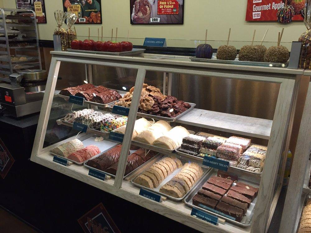 The Fudgery | restaurant | 131 The Island Dr #3106, Pigeon Forge, TN 37863, USA | 8657747800 OR +1 865-774-7800