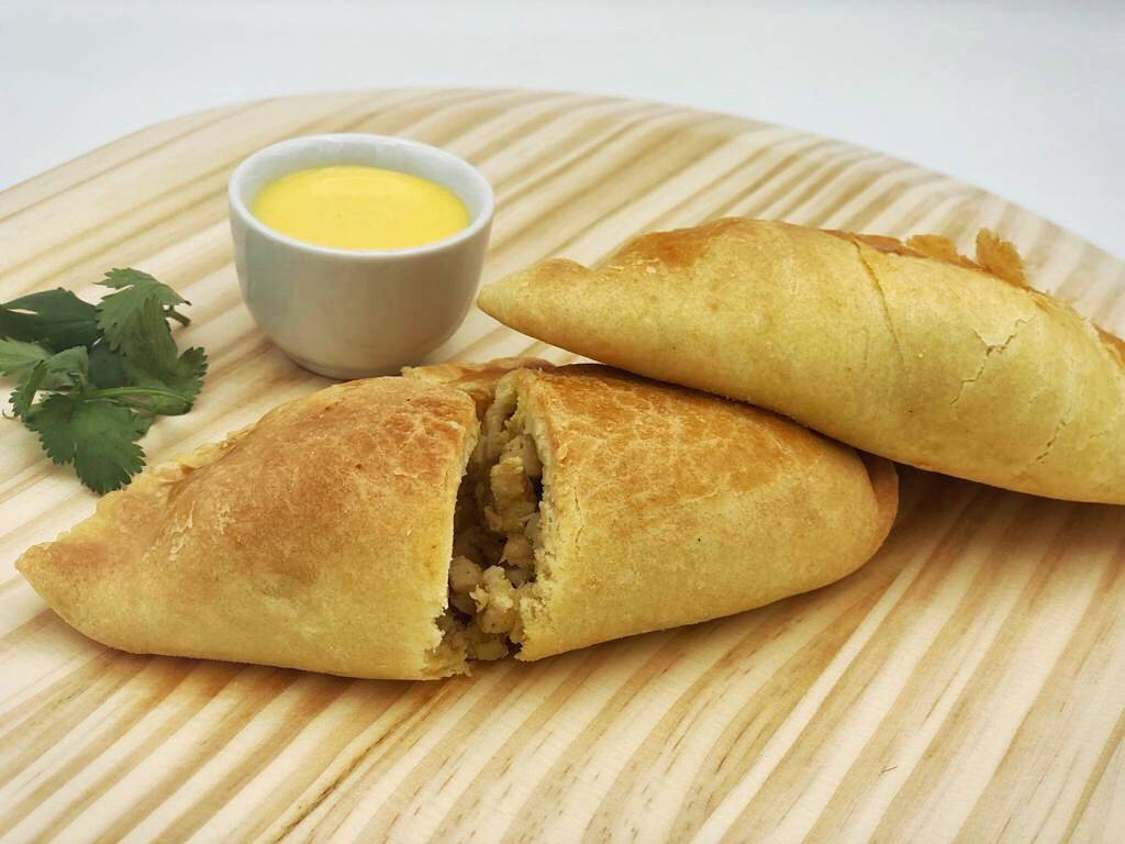 Food Bridge Marketplace | restaurant | 998 Navajo St, Denver, CO 80204, USA | 3039554185 OR +1 303-955-4185