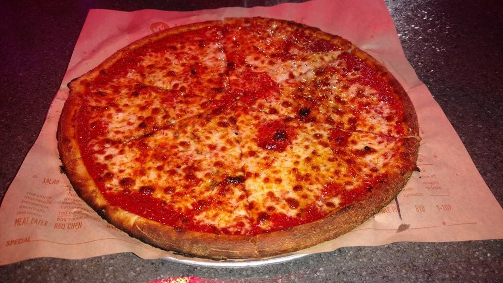 Blaze Pizza | meal takeaway | 40 Sargent Dr, New Haven, CT 06511, USA | 2032838116 OR +1 203-283-8116