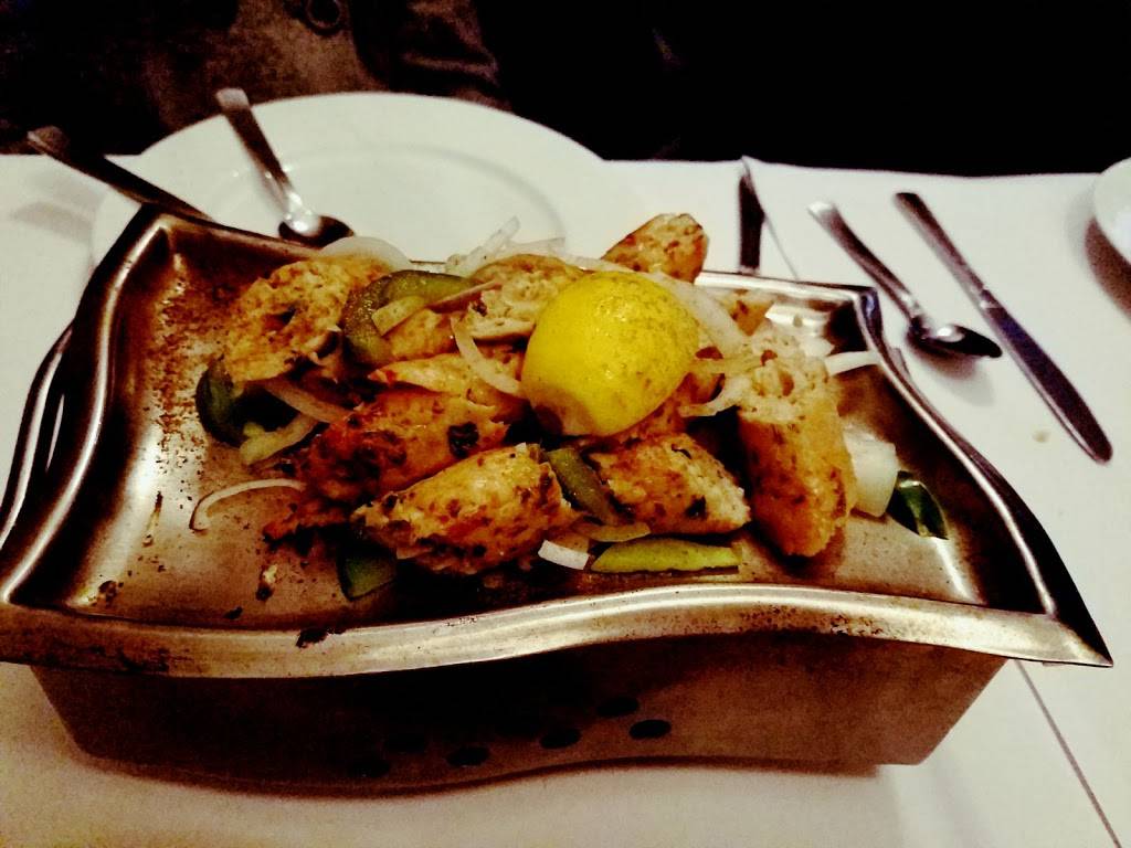 5 Tara Authentic Indian Cuisine | restaurant | 1600 Village Market Blvd SE Suite Number 132, Leesburg, VA 20175, USA | 5712939366 OR +1 571-293-9366