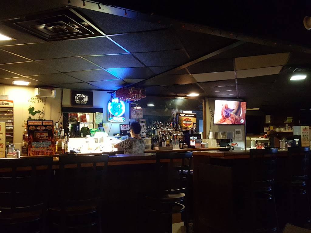 Kermits Food Shop | restaurant | 23 S Main St, Andrews, IN 46702, USA | 2607863644 OR +1 260-786-3644