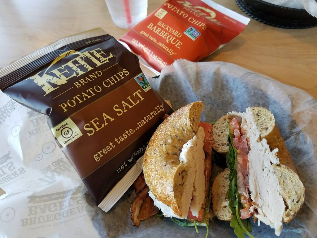 Brueggers Bagels | bakery | 102 Elton Hills Dr NW, Rochester, MN 55901, USA | 5072876045 OR +1 507-287-6045