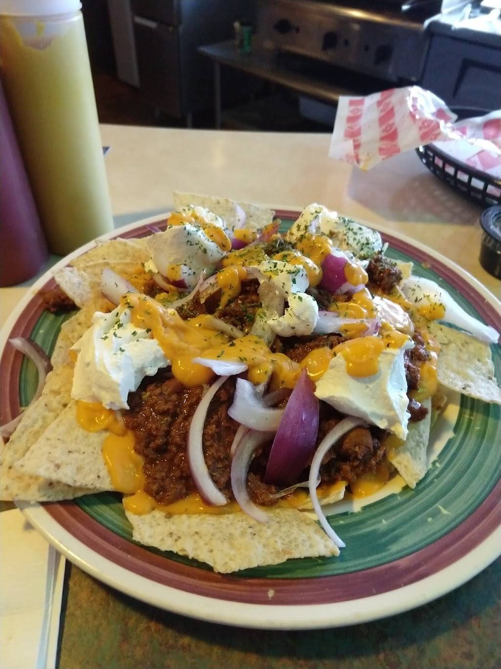 Chaudoirs Dock | restaurant | 10863 County Rd N, Brussels, WI 54204, USA | 9208251384 OR +1 920-825-1384