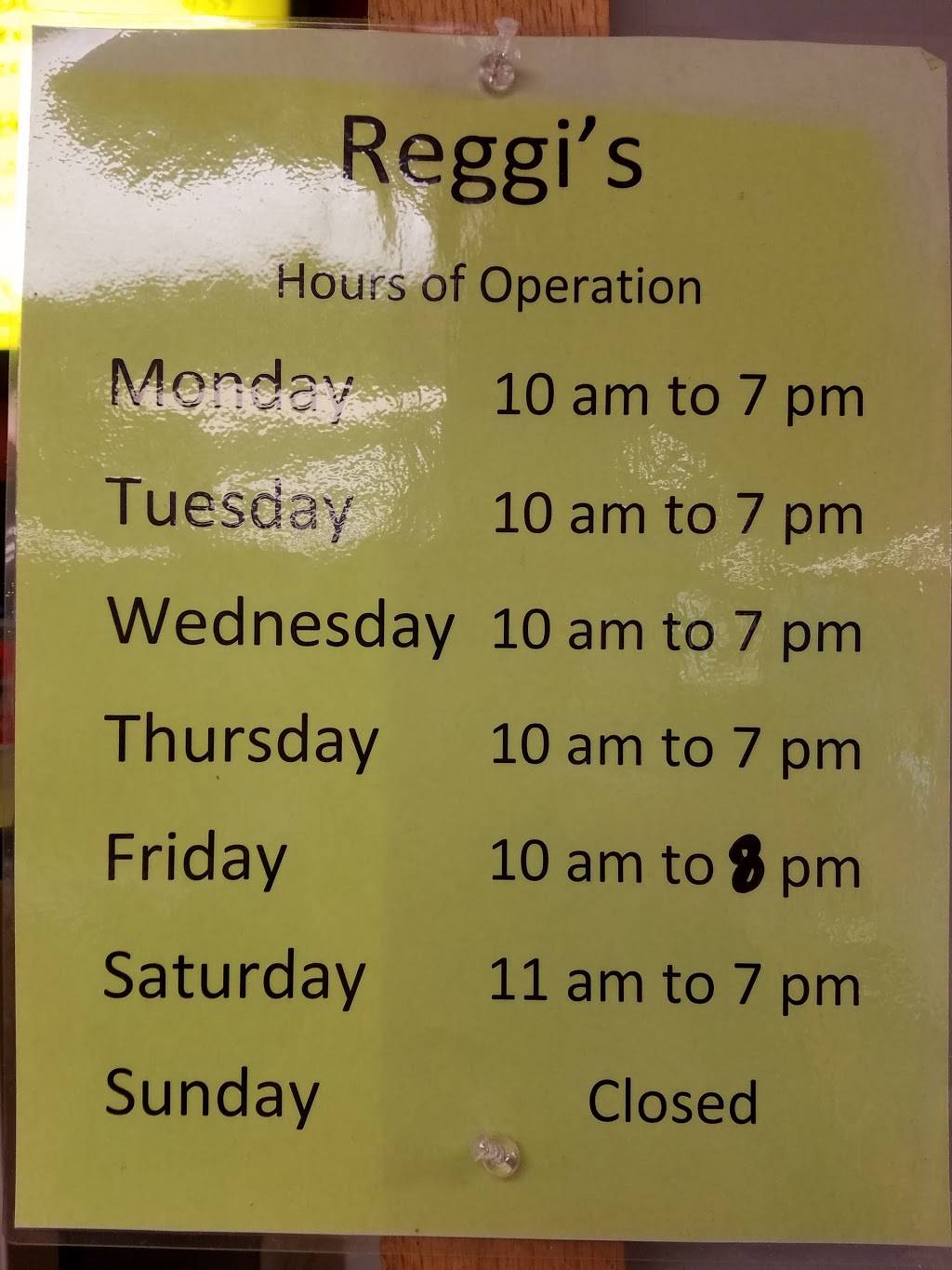 Reggis BBQ | restaurant | 6 Channing Way, Jackson, TN 38305, USA | 7315543432 OR +1 731-554-3432