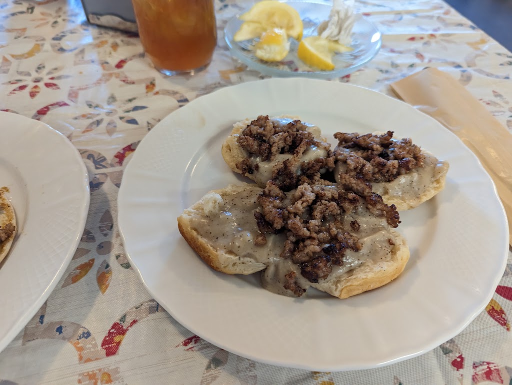 Downtown Elgin Cafe & BBQ | restaurant | 102 S Main St, Elgin, TX 78621, USA | 5122293195 OR +1 512-229-3195