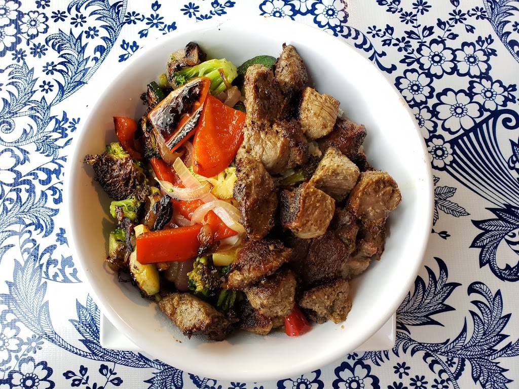 Nikos Gyros Beacon Hill | restaurant | 1636 S McClellan St, Seattle, WA 98144, USA | 2063974986 OR +1 206-397-4986