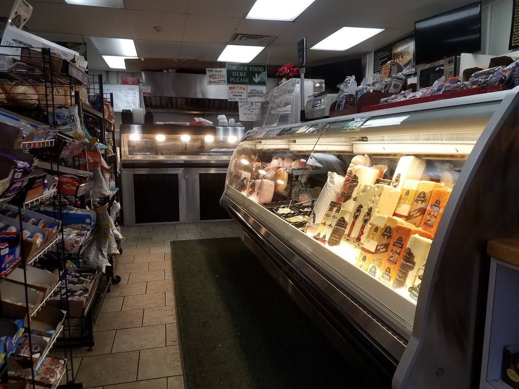 City Line Delicatessen | restaurant | 573 N Broadway, White Plains, NY 10603, USA | 9149490125 OR +1 914-949-0125