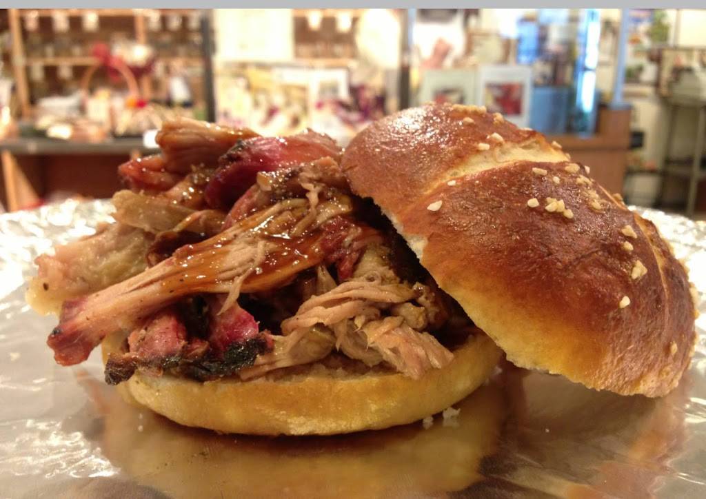 Great Shoals Smokehouse | restaurant | 137 N Harrison St, Easton, MD 21601, USA | 4108299480 OR +1 410-829-9480