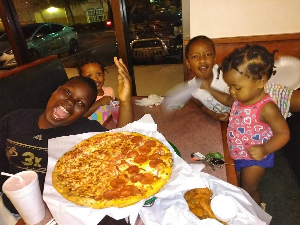 IL Primo Pizza & Wings | restaurant | 6340 5781 Lee Boulevard # 307, # 307, Lehigh Acres, FL 33971, USA | 2393444457 OR +1 239-344-4457