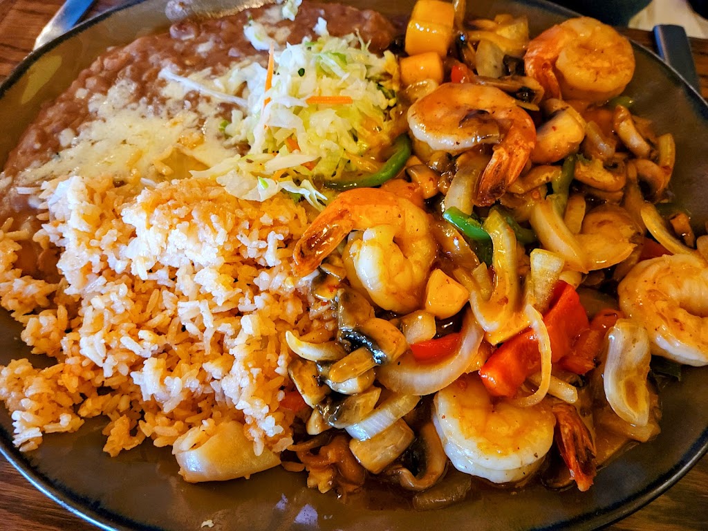 Maguey Cocina & Tequilas | restaurant | 2041 Roberts Rd, Medford, OR 97504, USA | 5412003673 OR +1 541-200-3673