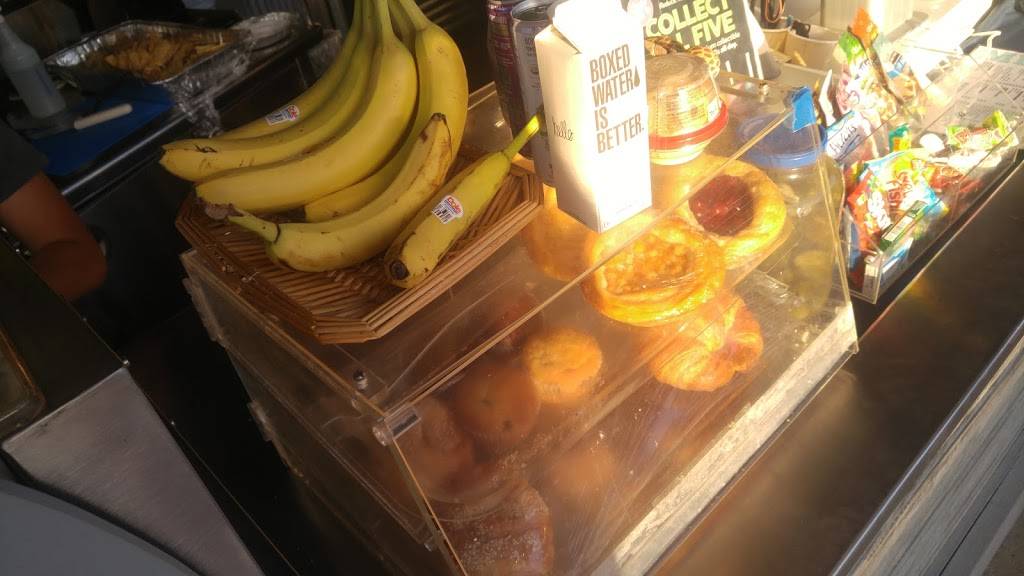 Splash Cafe French Gourmet | restaurant | 2300 Expedition Way, La Jolla, CA 92037, USA | 8584881725 OR +1 858-488-1725