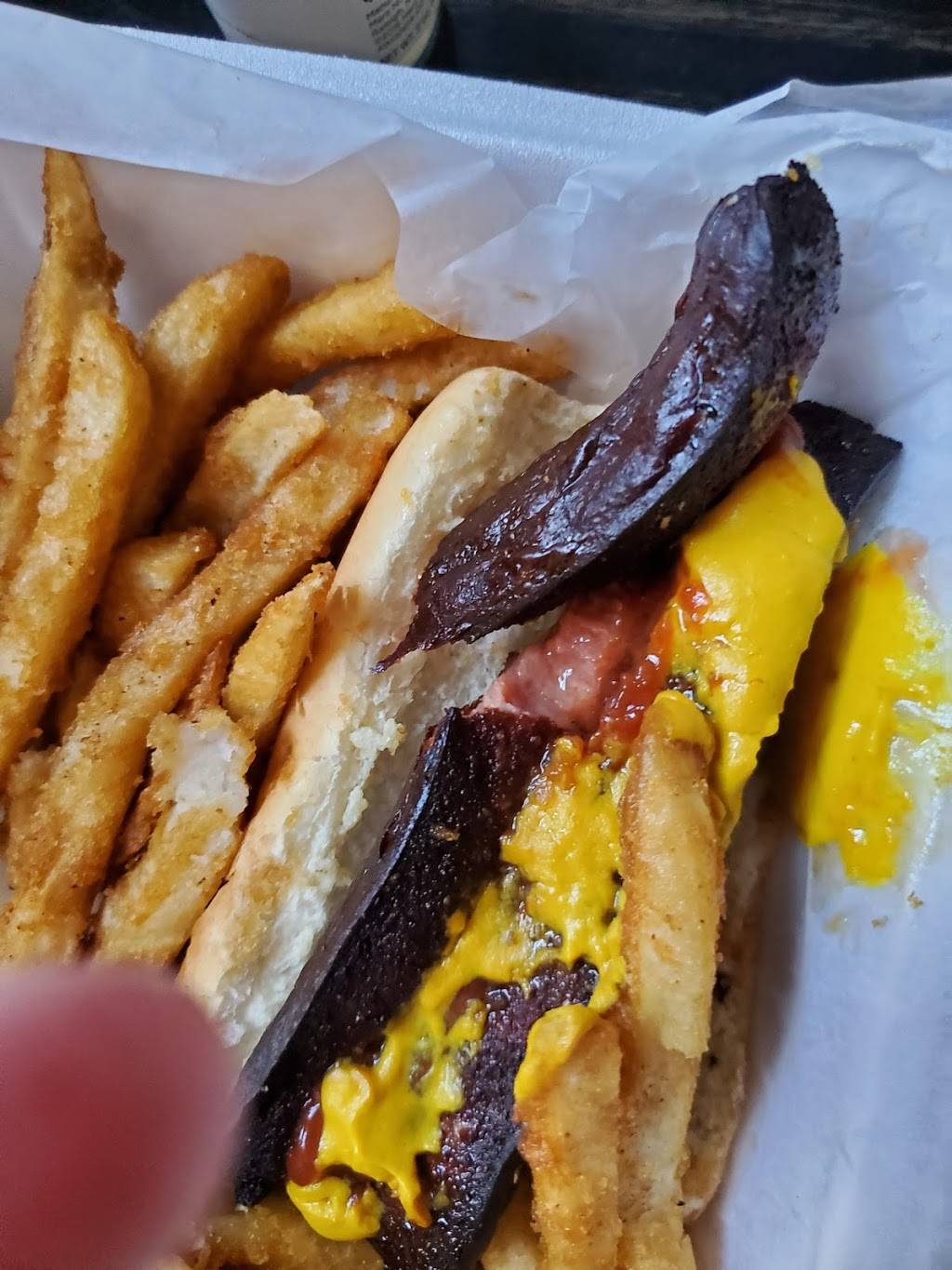 Mama Ts | restaurant | 407 W North St, Walnut, IL 61376, USA | 8153799441 OR +1 815-379-9441