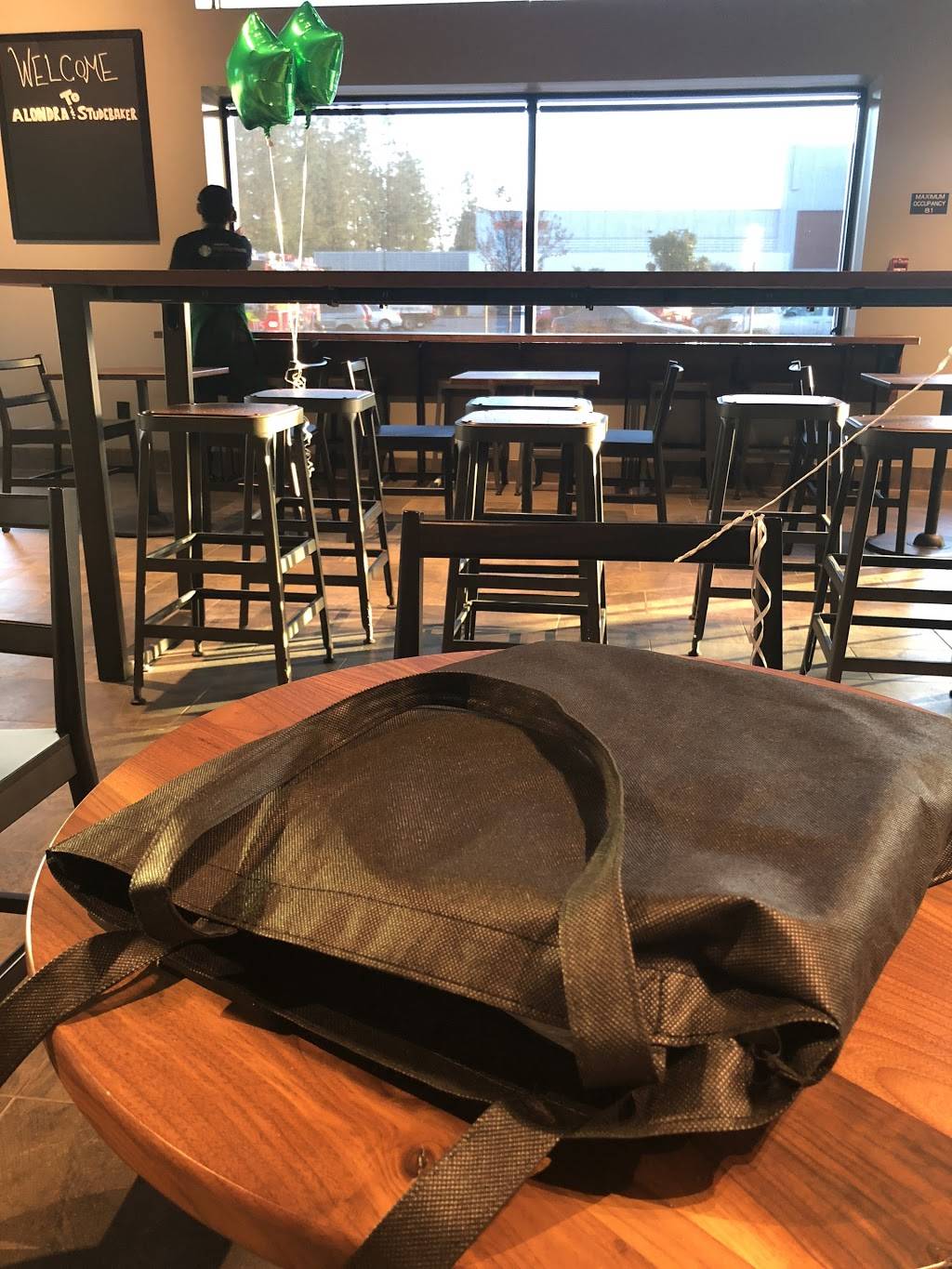 Starbucks | cafe | 15925 Studebaker Rd, Cerritos, CA 90703, USA | 5622998953 OR +1 562-299-8953