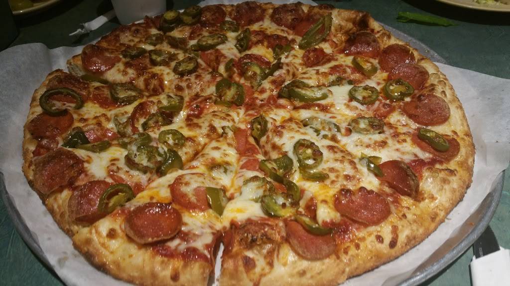 Giovannis Pizza | meal takeaway | 922 W Williamson Ave, Fullerton, CA 92832, USA | 7147734044 OR +1 714-773-4044