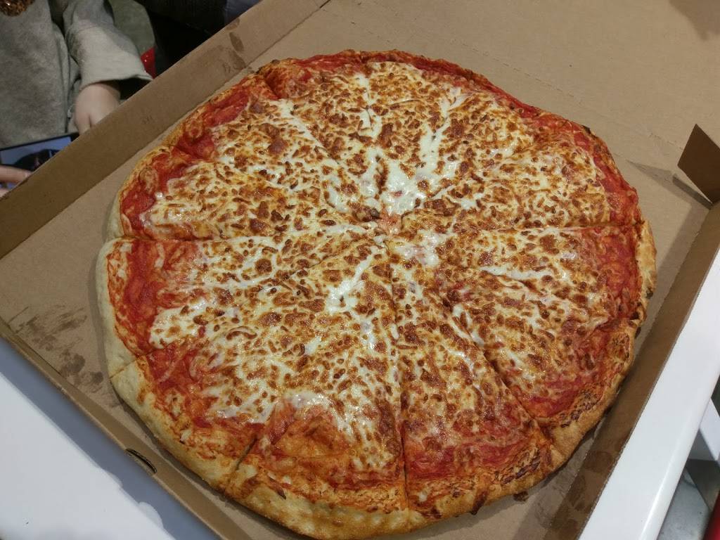 Costco Food Court | meal takeaway | 100 Centerton Rd, Mt Laurel, NJ 08054, USA | 8563593650 OR +1 856-359-3650