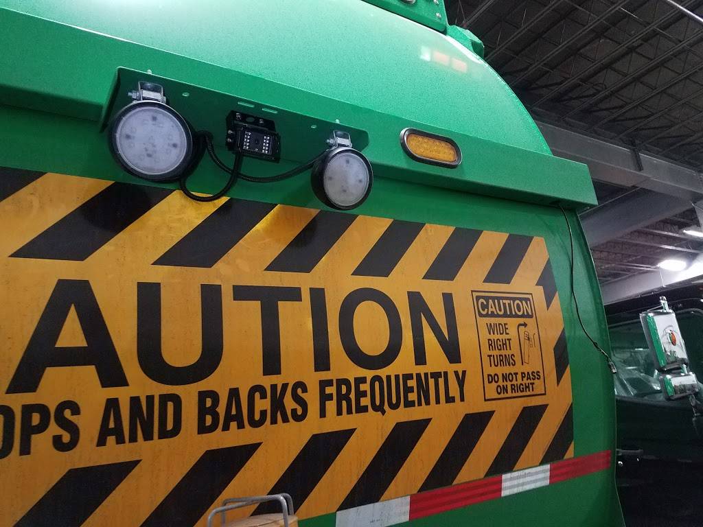 In & Out Deli | restaurant | 498 Nassau Rd, Roosevelt, NY 11575, USA | 5163792600 OR +1 516-379-2600