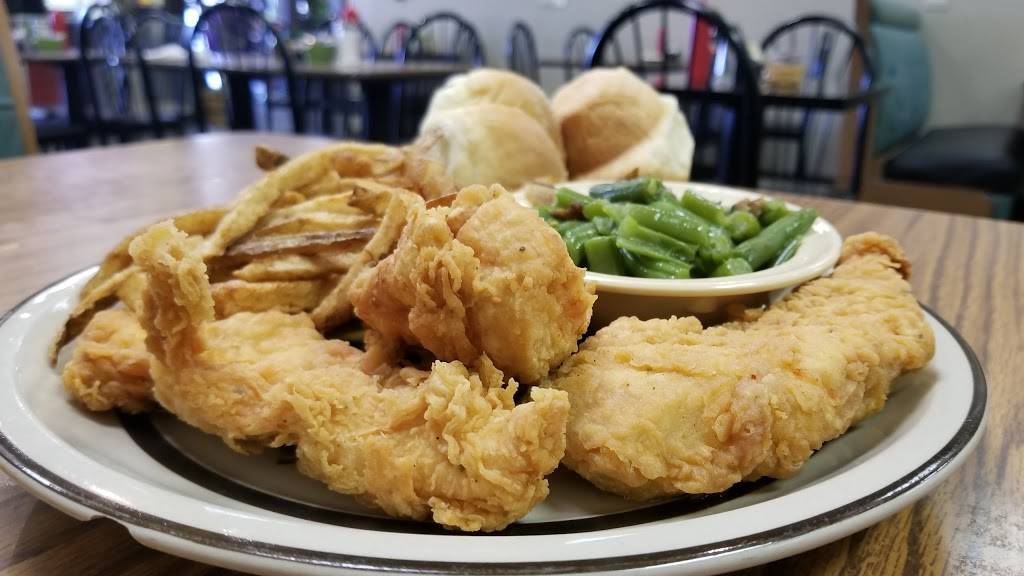 Riverside Cafe | restaurant | 9125 W Central Ave, Wichita, KS 67212, USA | 3167798700 OR +1 316-779-8700