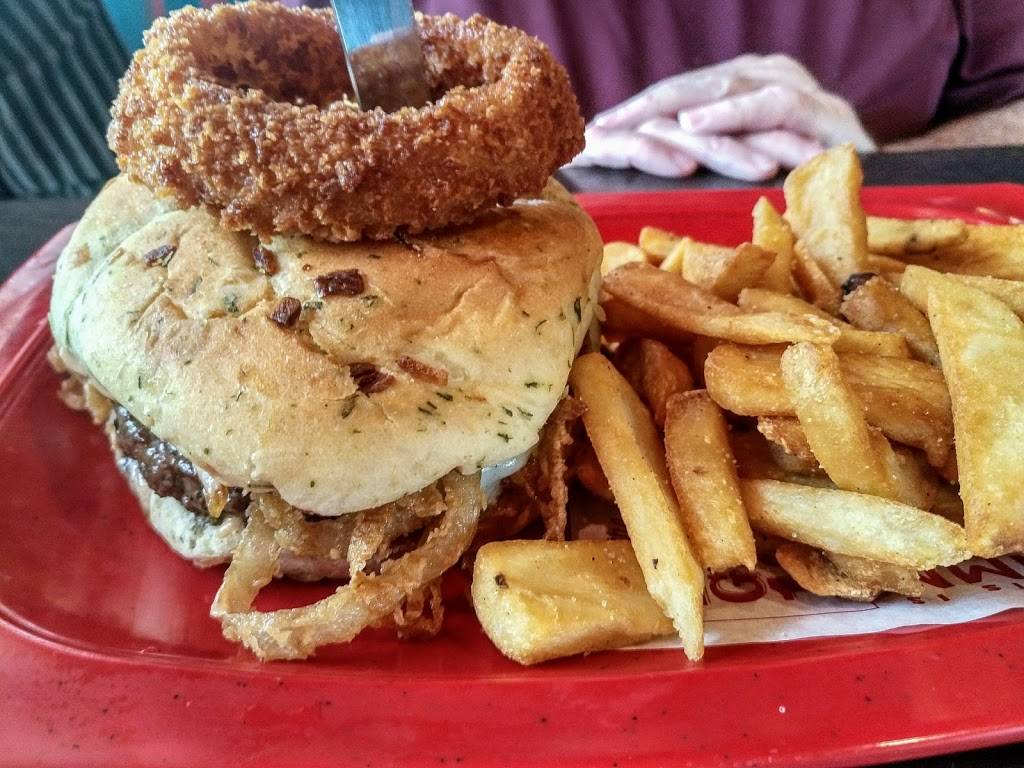 Red Robin Gourmet Burgers and Brews | restaurant | 1250 Scenic Hwy S Suite 1500, Lawrenceville, GA 30045, USA | 6785120202 OR +1 678-512-0202