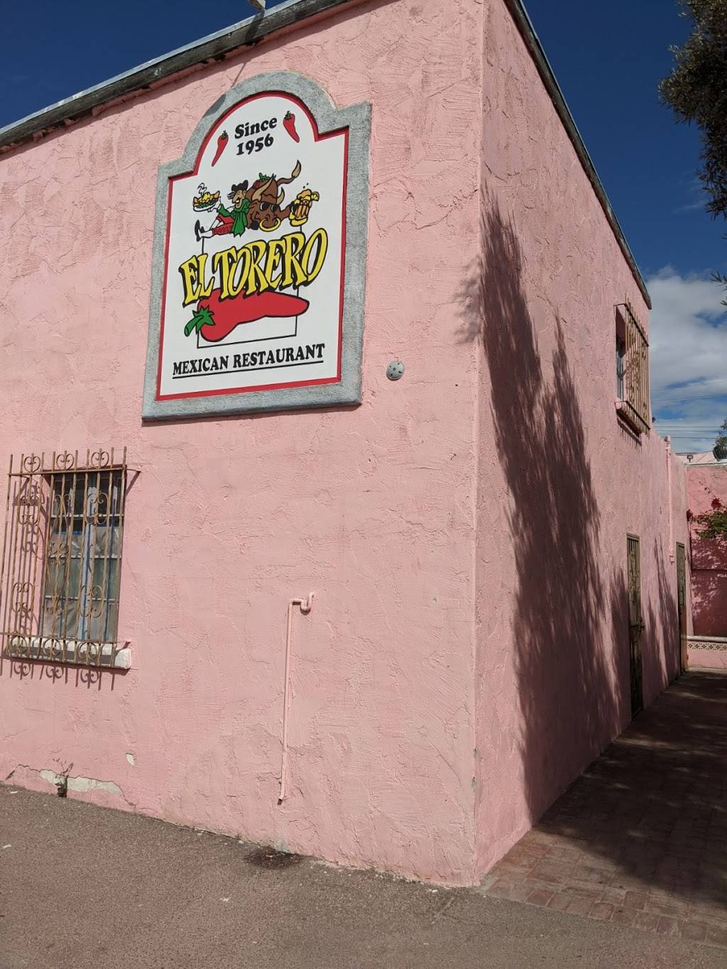 El Torero Restaurant | restaurant | 231 E 26th St, Tucson, AZ 85713, USA | 5206229534 OR +1 520-622-9534