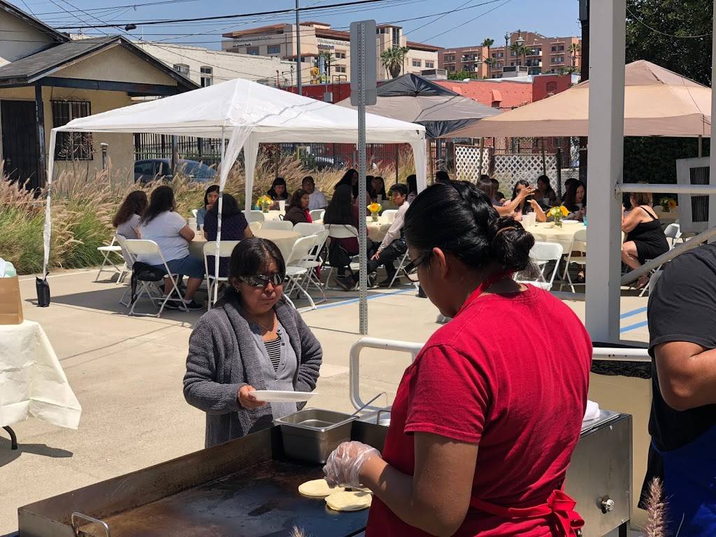 Taquiza Las Morenitas | restaurant | 4219 Zaring St, Los Angeles, CA 90063, USA | 3234248913 OR +1 323-424-8913